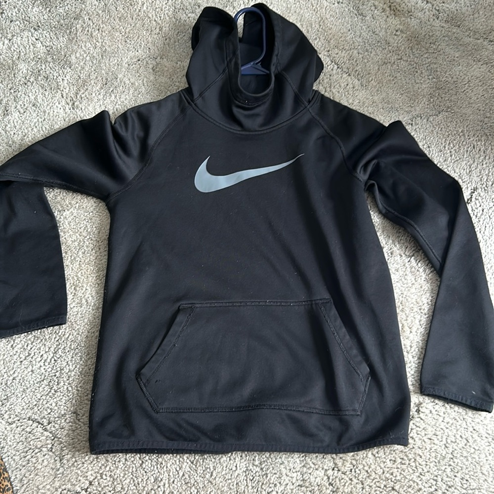 Nike boys, size L, black hoodie.